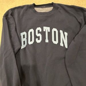 BRANDY MELVILLE BOSTON SWEATSHIRT